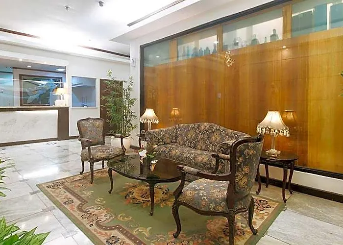 فندق Sunette Tower Makati *