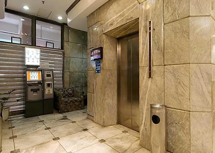 فندق Sunette Tower Makati *
